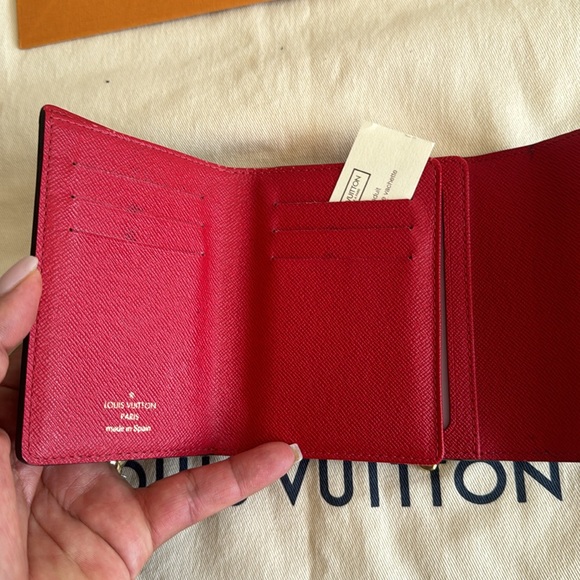 Louis Vuitton Koala compact Wallet - Picture 5 of 11
